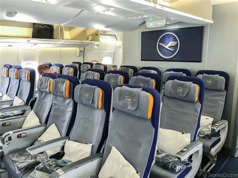 Review: Lufthansa Boeing 747.